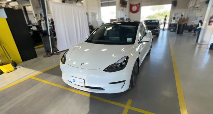 Thumbnail: 2023 Tesla Model 3 - 1