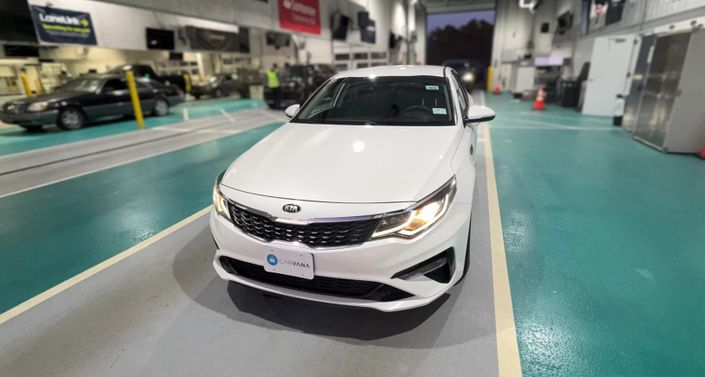 Thumbnail: 2019 Kia Optima - 1