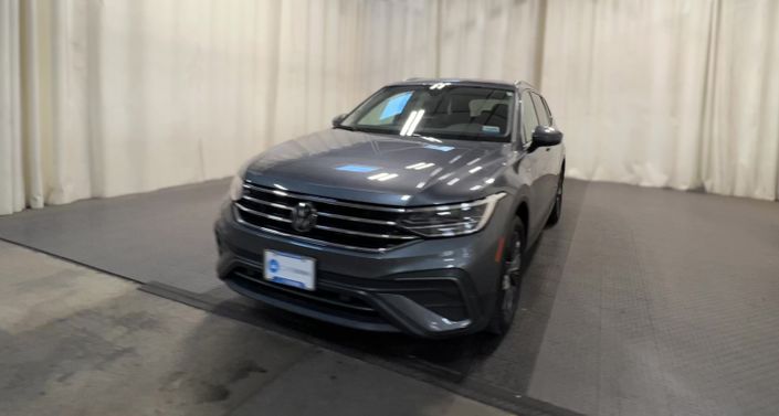 Thumbnail: 2024 Volkswagen Tiguan - 1