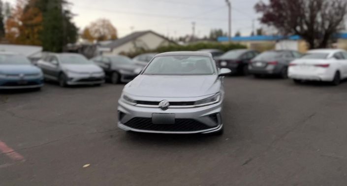 Thumbnail: 2025 Volkswagen Jetta - 1