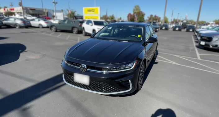 Thumbnail: 2025 Volkswagen Jetta - 1