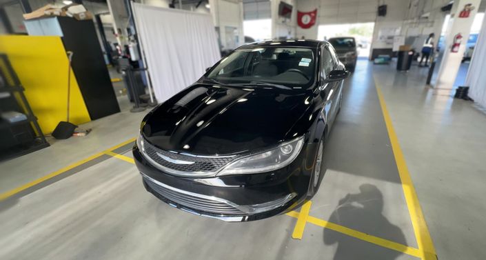 2015 Chrysler 200 Limited -
                  Tempe, AZ