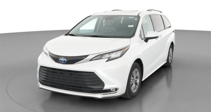 Thumbnail: 2023 Toyota Sienna - 1
