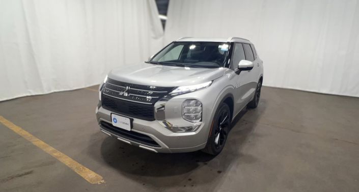 Thumbnail: 2023 Mitsubishi Outlander - 1