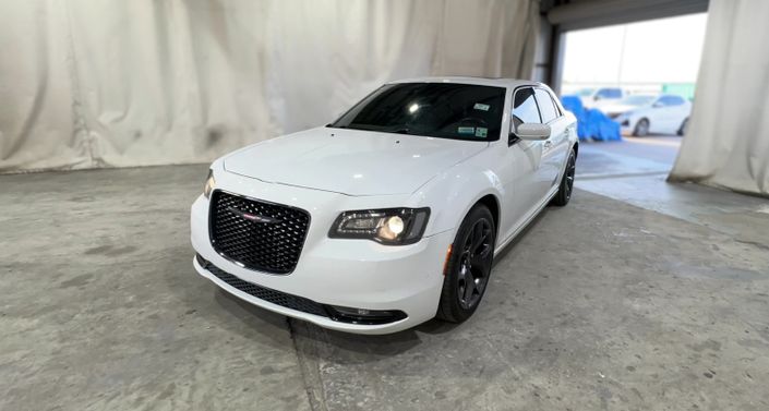 Thumbnail: 2022 Chrysler 300 - 1