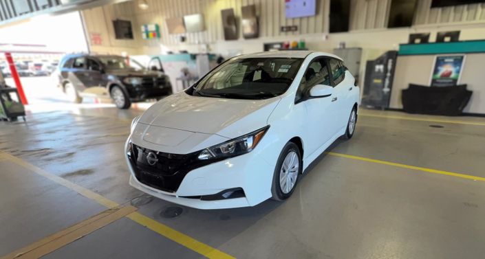 Thumbnail: 2025 Nissan Leaf - 1