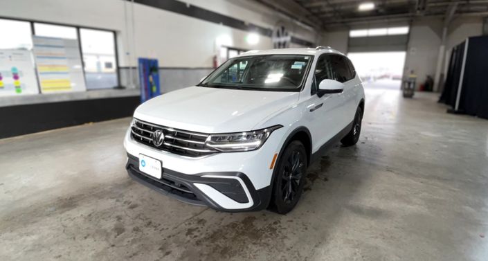 Thumbnail: 2024 Volkswagen Tiguan - 1