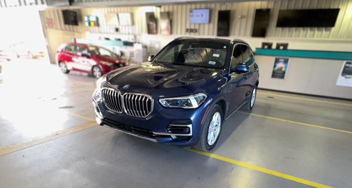 Thumbnail: 2023 BMW X5 - 1