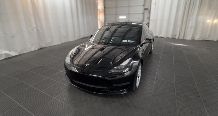 Thumbnail: 2023 Tesla Model 3 - 1