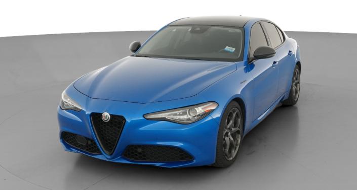 Thumbnail: 2019 Alfa Romeo Giulia - 1
