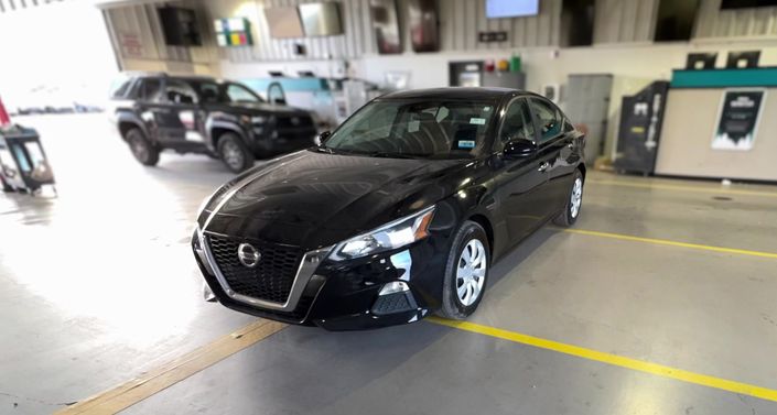 Thumbnail: 2021 Nissan Altima - 1