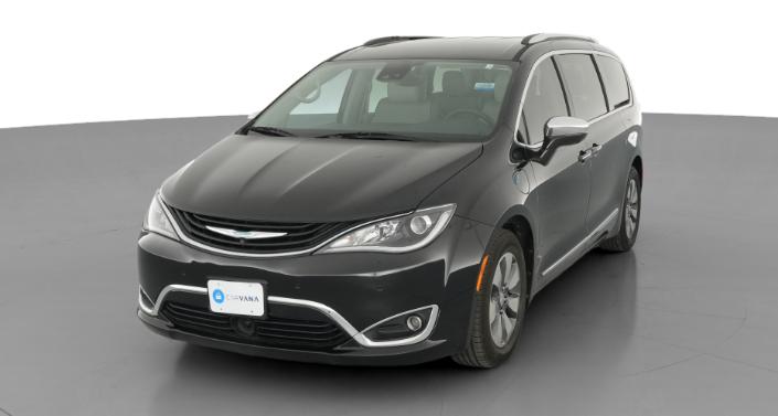 Thumbnail: 2018 Chrysler Pacifica - 1