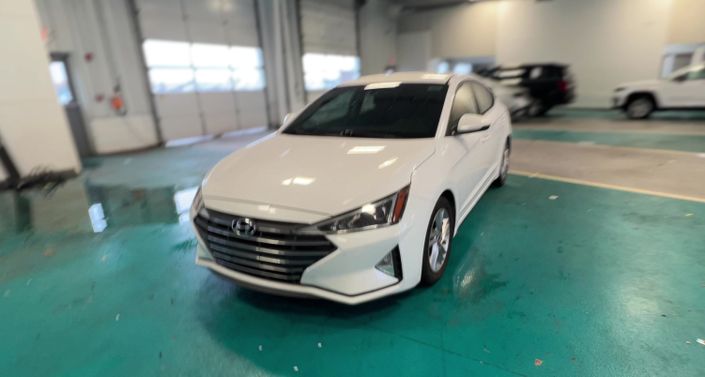 Thumbnail: 2019 Hyundai Elantra - 1