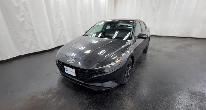 Thumbnail: 2022 Hyundai Elantra - 1