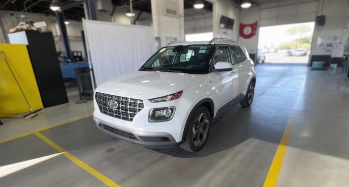 Thumbnail: 2023 Hyundai Venue - 1