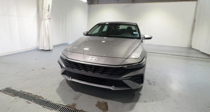 Thumbnail: 2025 Hyundai Elantra - 1