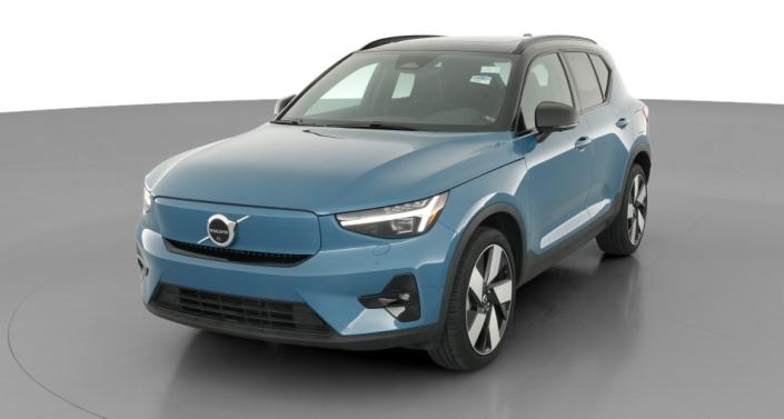 Thumbnail: 2023 Volvo XC40 - 1