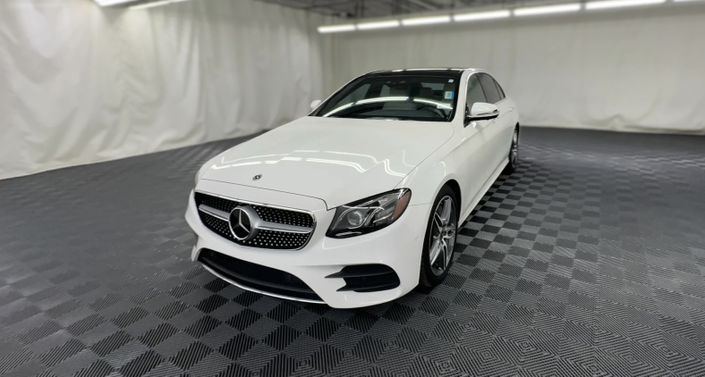 Thumbnail: 2019 Mercedes-Benz E-Class - 1