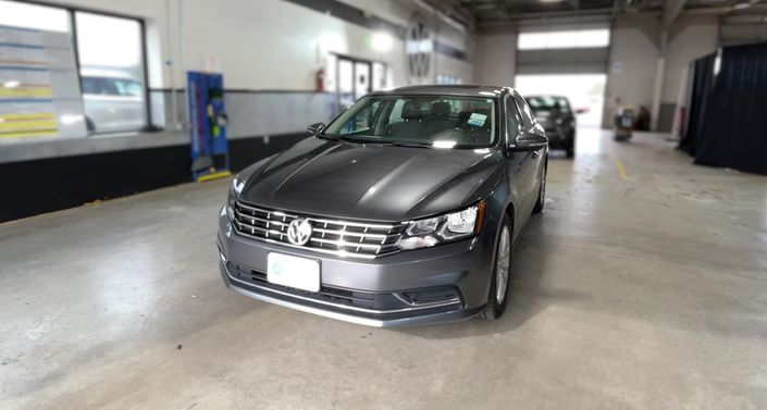Thumbnail: 2016 Volkswagen Passat - 1