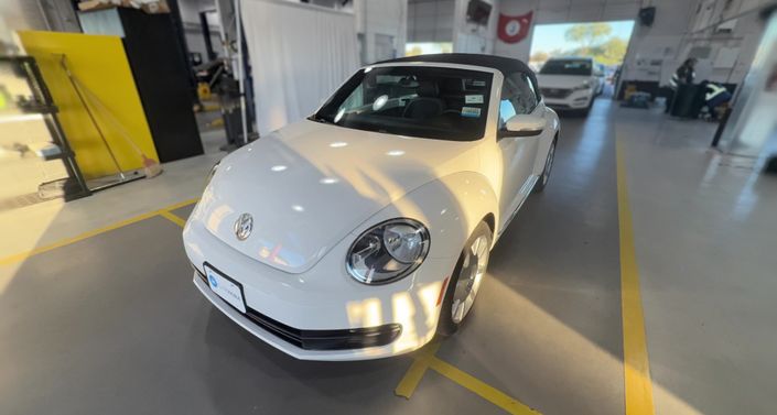 Thumbnail: 2013 Volkswagen Beetle - 1