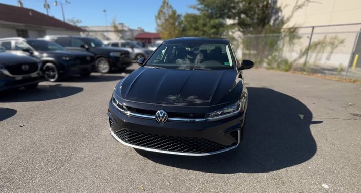 Thumbnail: 2025 Volkswagen Jetta - 1