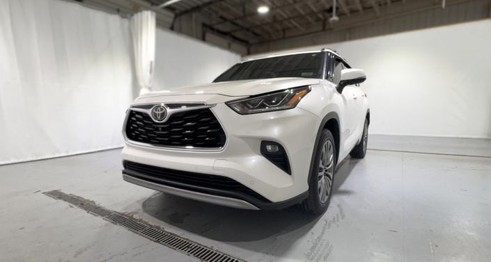Thumbnail: 2020 Toyota Highlander - 1