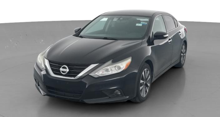 Thumbnail: 2017 Nissan Altima - 1
