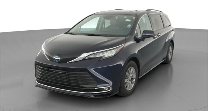 Thumbnail: 2022 Toyota Sienna - 1