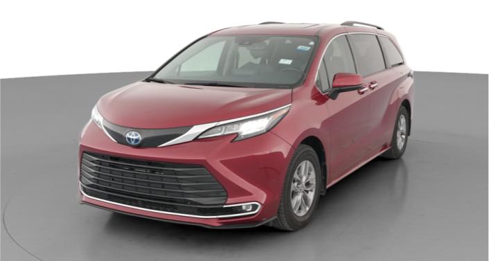 Thumbnail: 2022 Toyota Sienna - 1