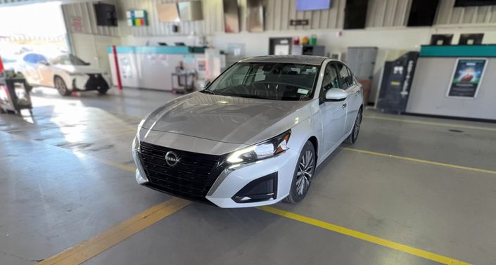Thumbnail: 2023 Nissan Altima - 1