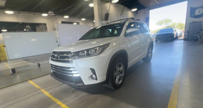Thumbnail: 2019 Toyota Highlander - 1