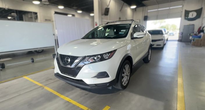 Thumbnail: 2020 Nissan Rogue Sport - 1