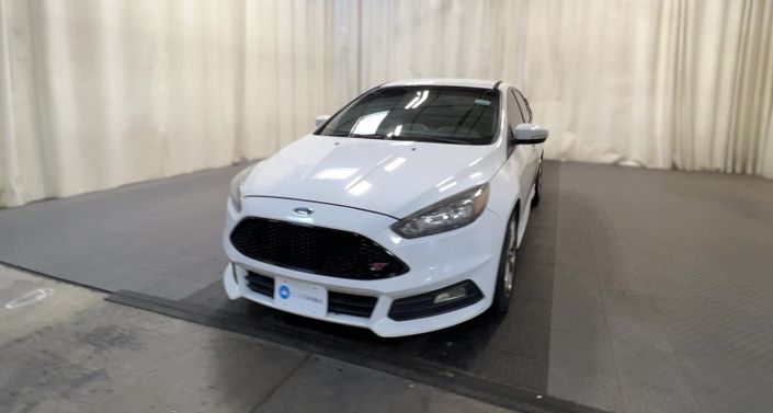 Thumbnail: 2016 Ford Focus - 1