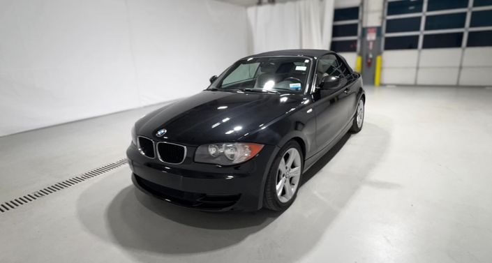 Thumbnail: 2010 BMW 1 Series - 1