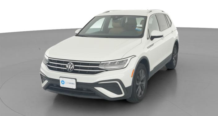 Thumbnail: 2023 Volkswagen Tiguan - 1