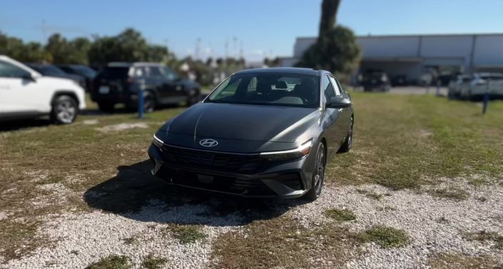 Thumbnail: 2025 Hyundai Elantra - 1