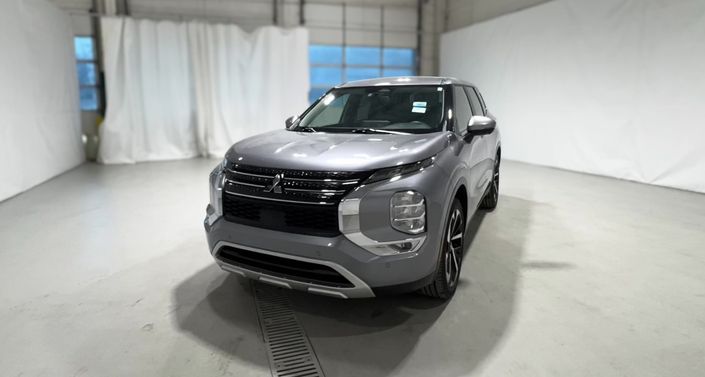 Thumbnail: 2024 Mitsubishi Outlander - 1