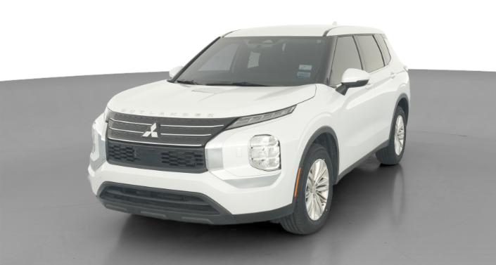 Thumbnail: 2024 Mitsubishi Outlander - 1