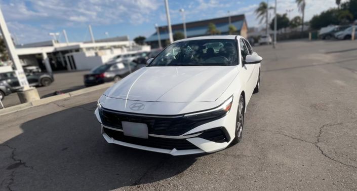 Thumbnail: 2025 Hyundai Elantra - 1