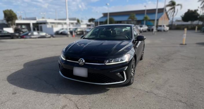 Thumbnail: 2025 Volkswagen Jetta - 1