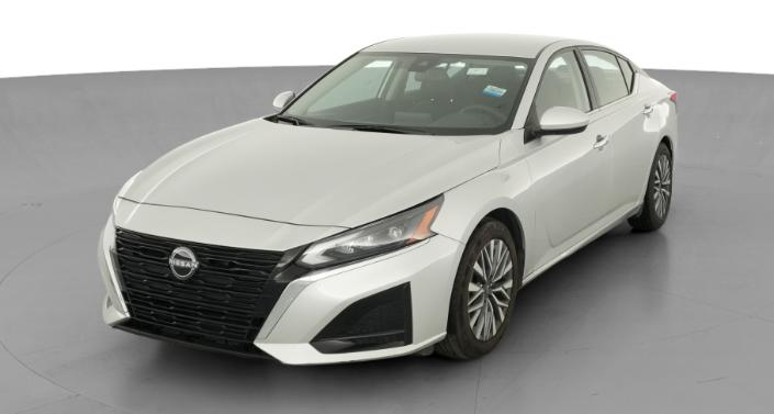 Thumbnail: 2023 Nissan Altima - 1
