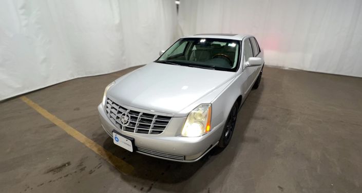 Thumbnail: 2011 Cadillac DTS - 1
