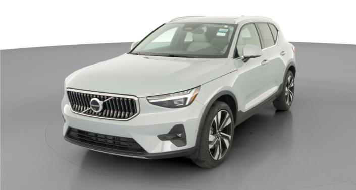 Thumbnail: 2024 Volvo XC40 - 1
