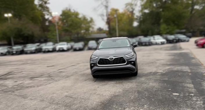 Thumbnail: 2025 Toyota Highlander - 1