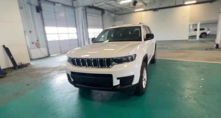 Thumbnail: 2023 Jeep Grand Cherokee L - 1