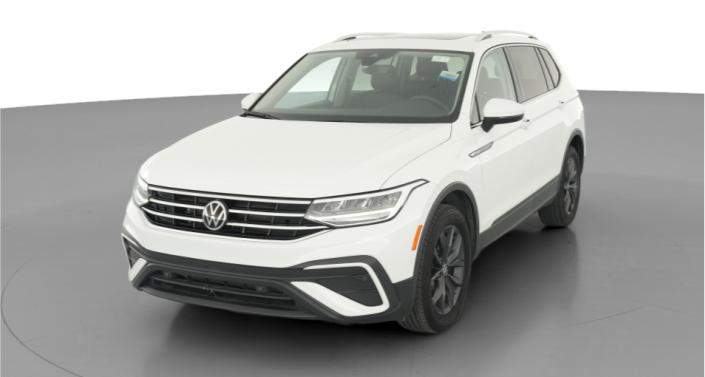Thumbnail: 2022 Volkswagen Tiguan - 1