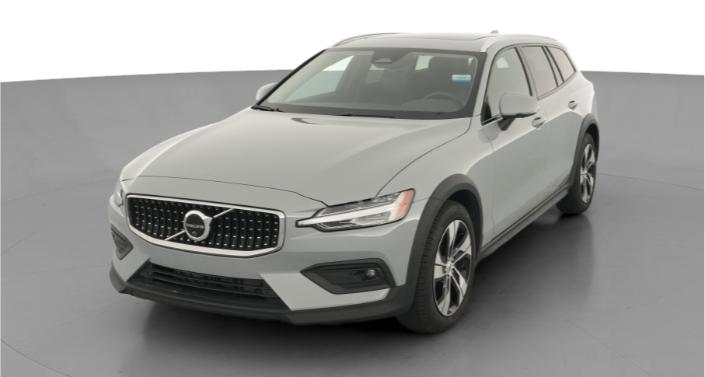 Thumbnail: 2025 Volvo V60 - 1