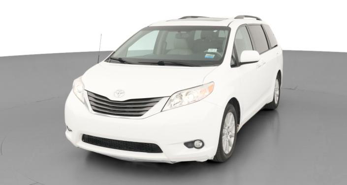 Thumbnail: 2013 Toyota Sienna - 1