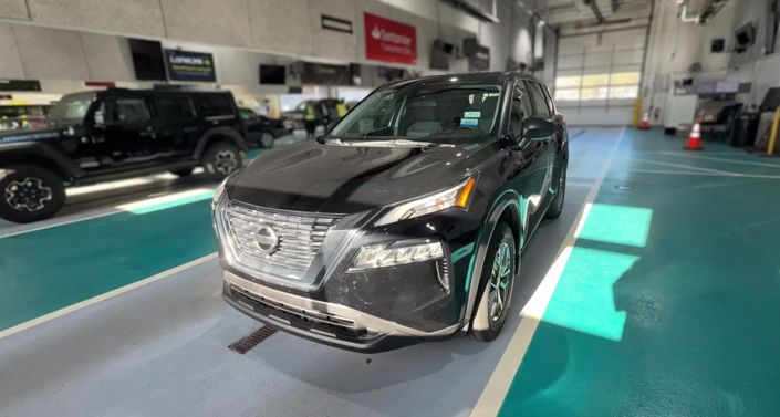 Thumbnail: 2021 Nissan Rogue - 1