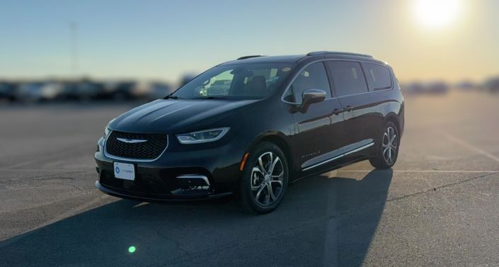 Thumbnail: 2026 Chrysler Pacifica - 1